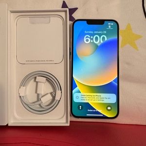 Hi brand new iPhone 13 pink iPhone never used